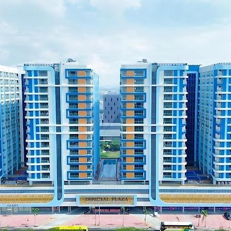 L Condotel Paranaque City Екстер'єр фото