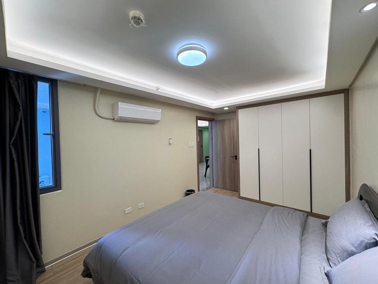 L Condotel Paranaque City Номер фото