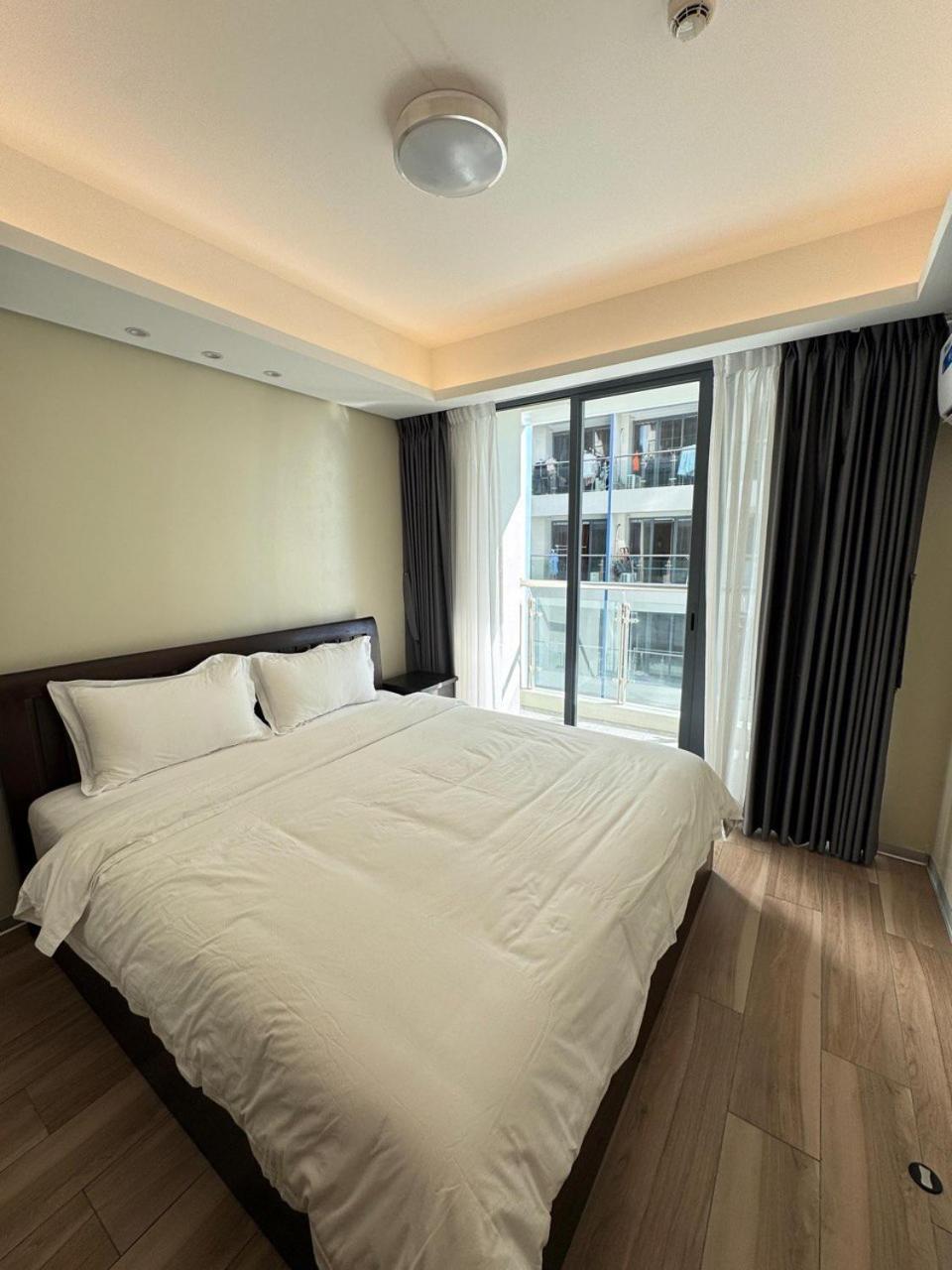 L Condotel Paranaque City Номер фото