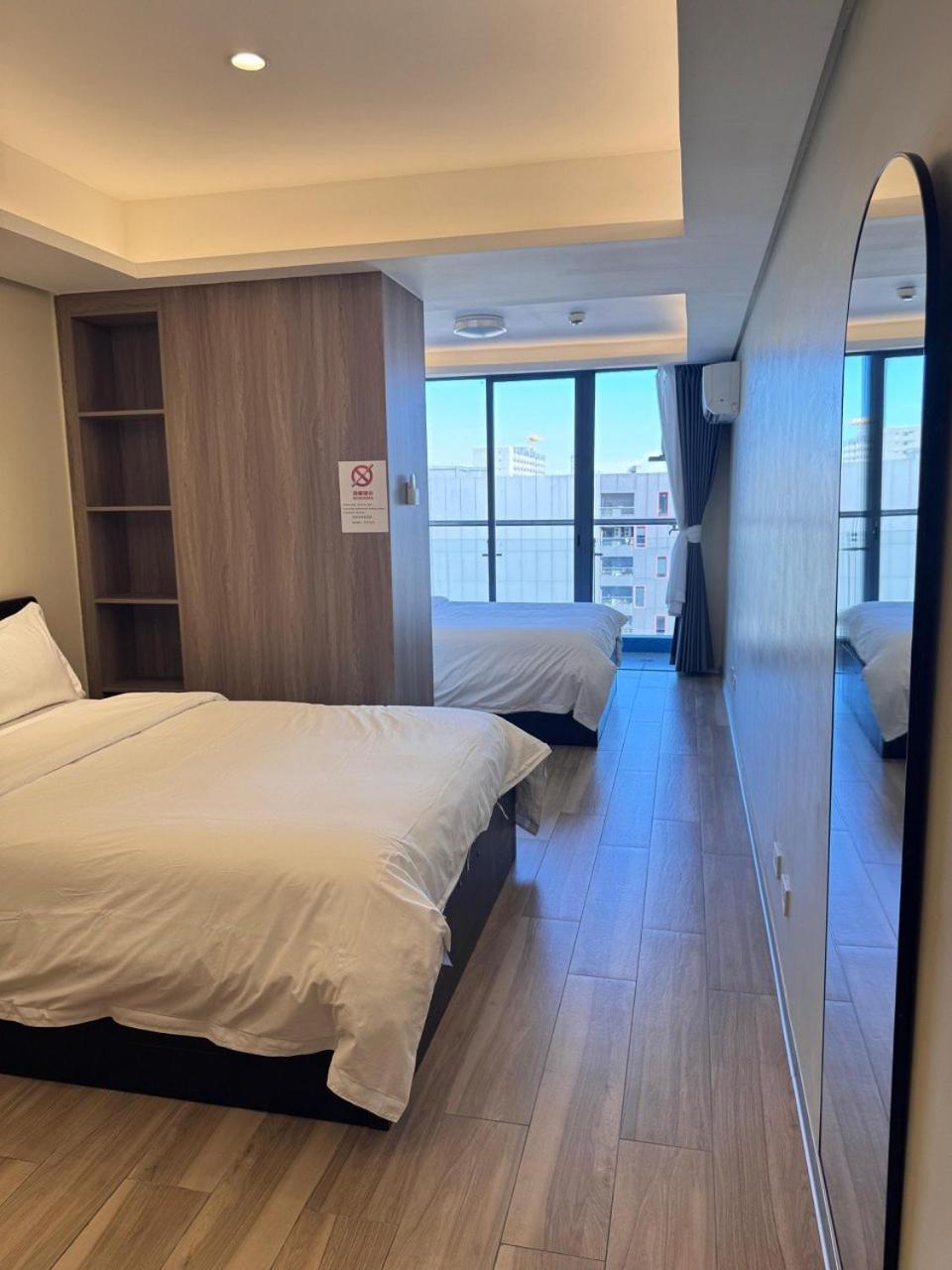L Condotel Paranaque City Номер фото
