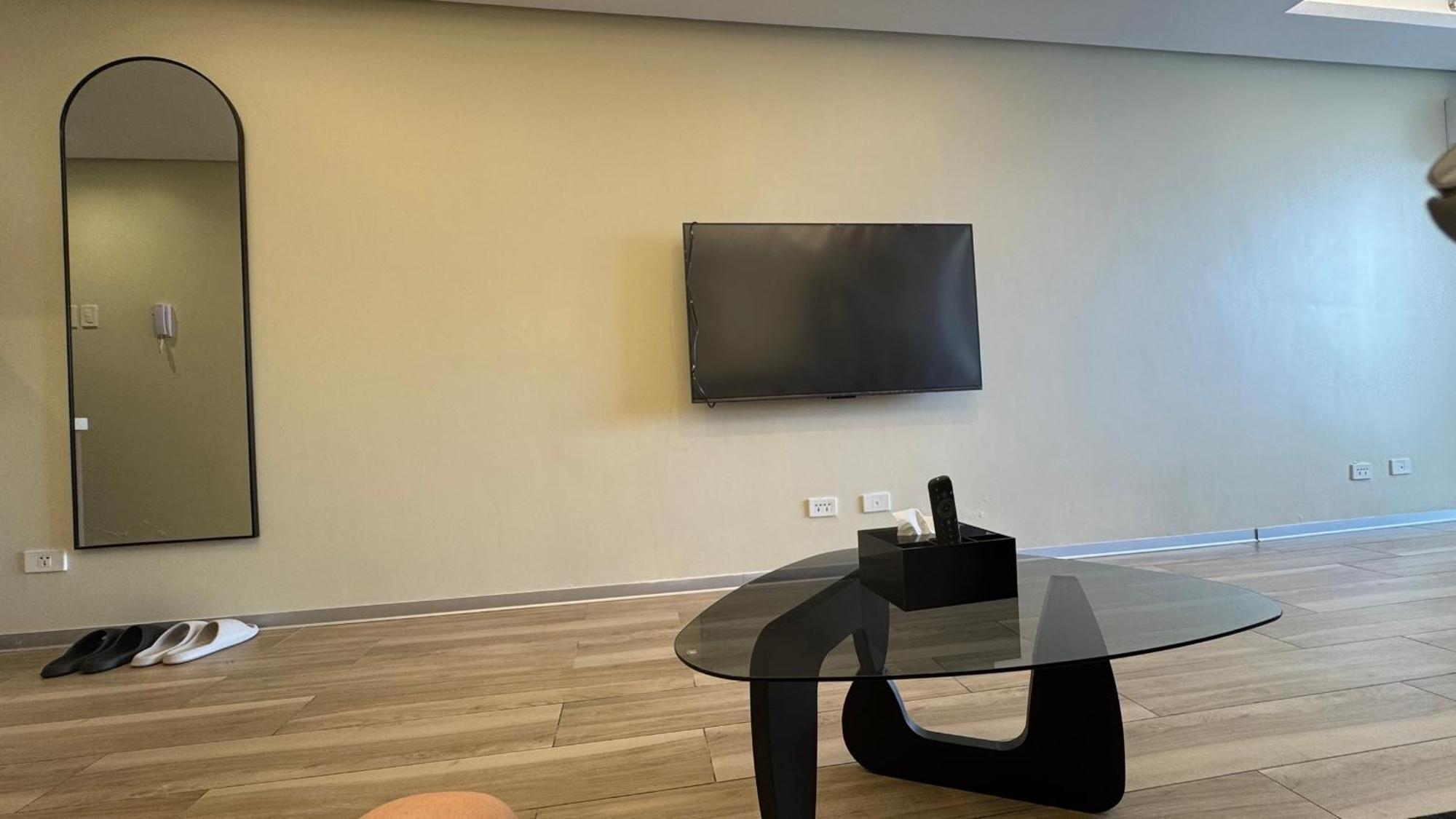 L Condotel Paranaque City Екстер'єр фото